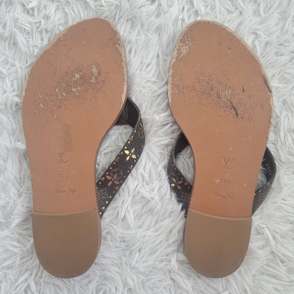 LV Sandals - Picture 13 of 14